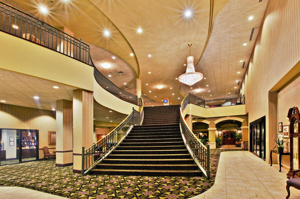 Holiday Inn Lafayette-City Centre By Ihg Exterior foto